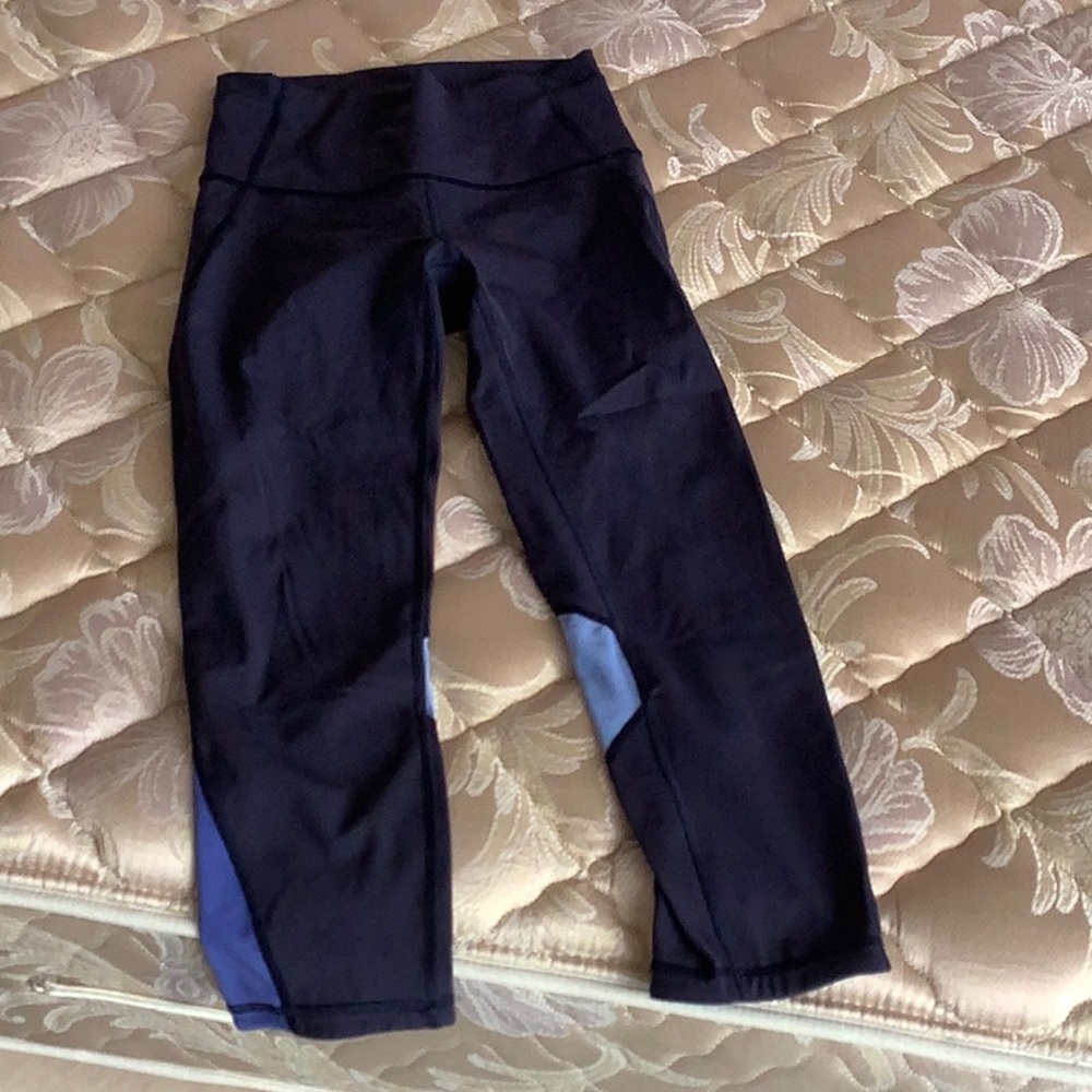 Lululemon crop leggings